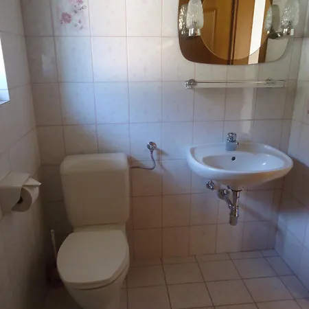 Haus Dorfer Apartment Dobriach Room photo